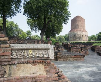 dhamekhstupa